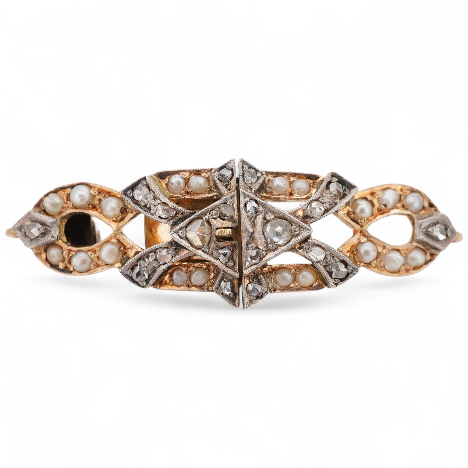 A diamond and half pearl necklace clasp, in gold and silver, length 5cm, pearls untested, gross weight approximately 9 grams